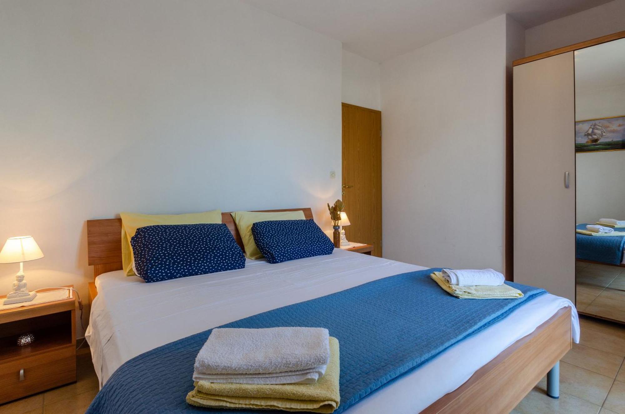 Apartmani Juraj Zavalatica Δωμάτιο φωτογραφία